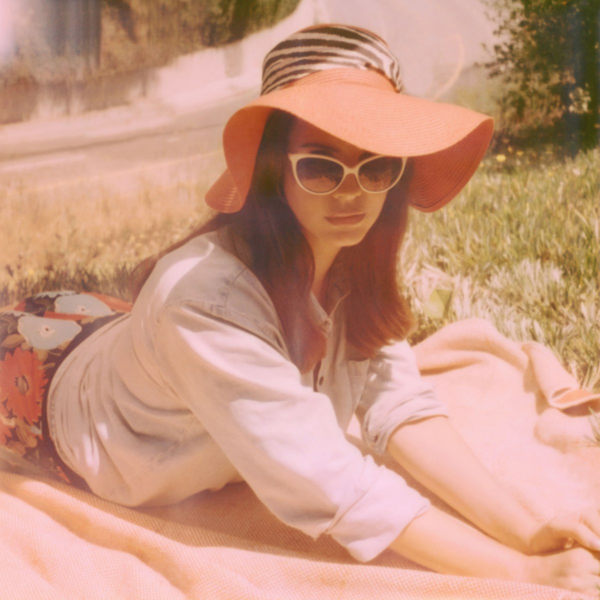 Lana Del Rey: “Love” – REVIEW